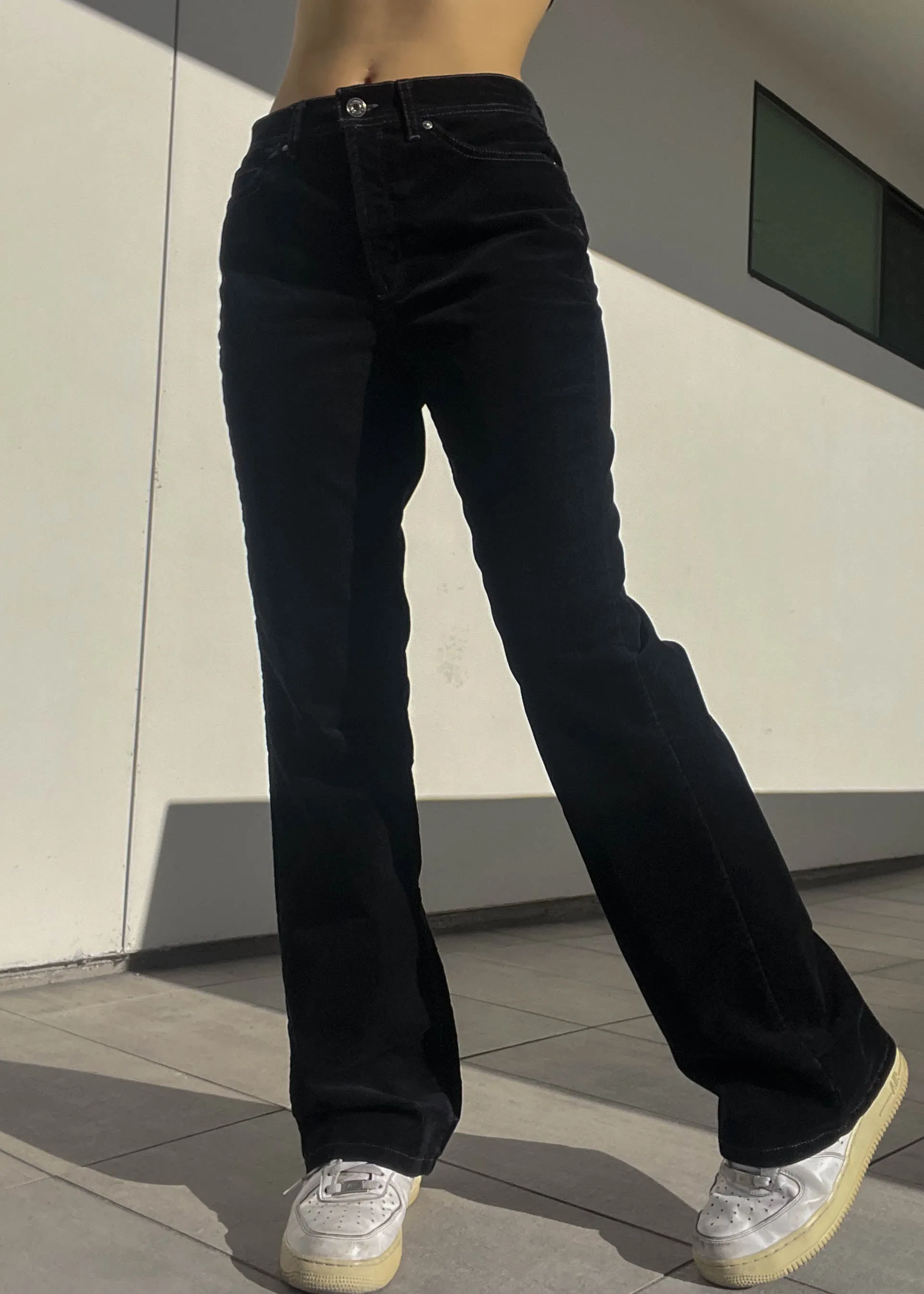 90’s Black Corduroy Flares (M)