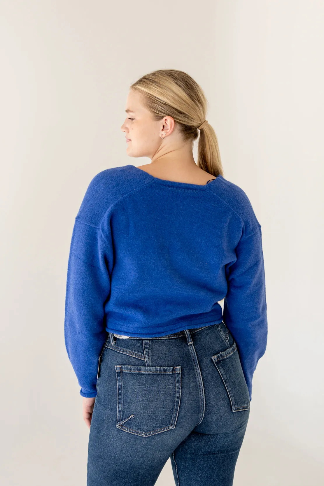 Holly V-Neck Cropped Sweater | Cobalt