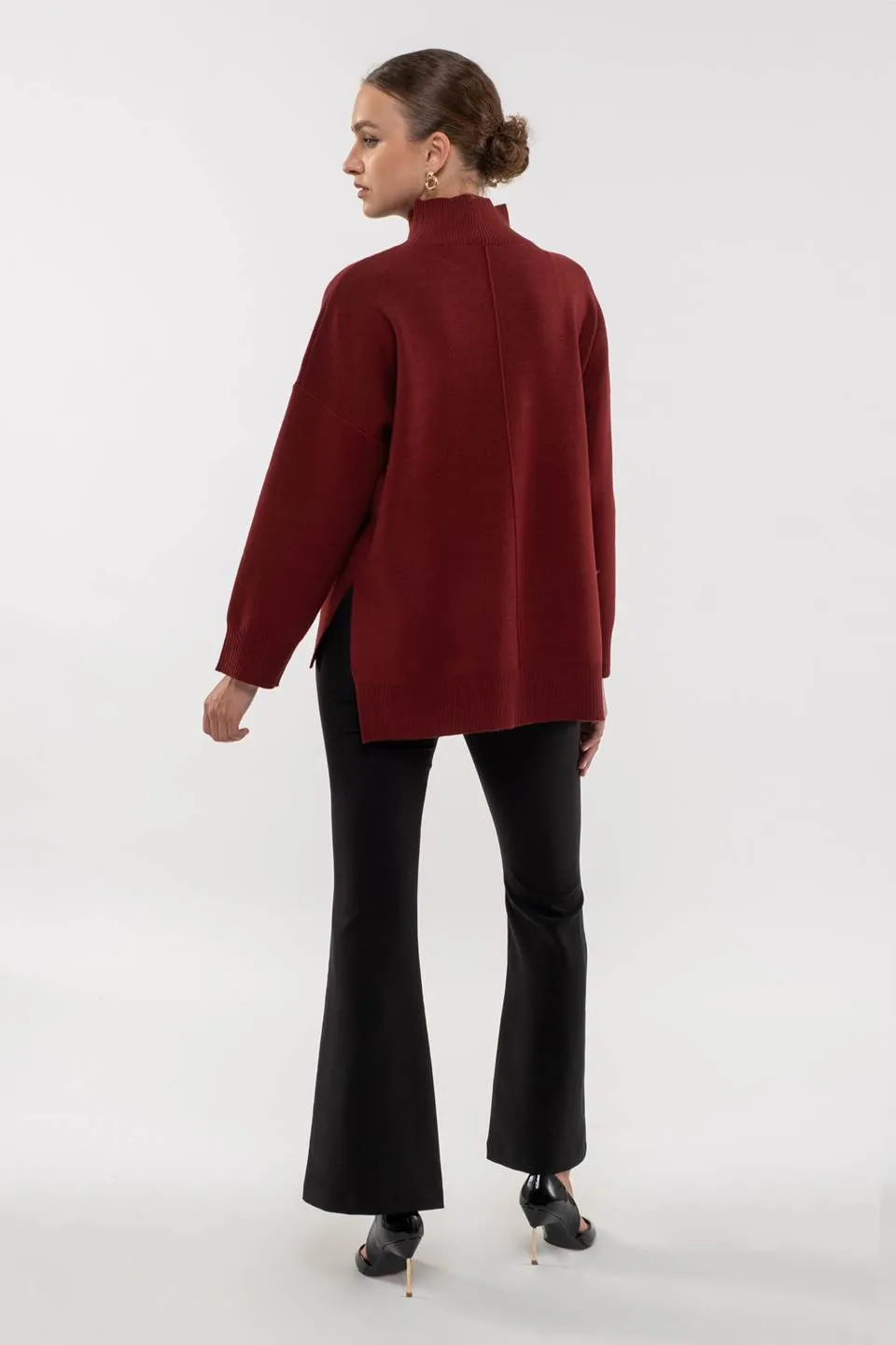 MOCK NECK FRONT SEAM PULLOVER SWEATER