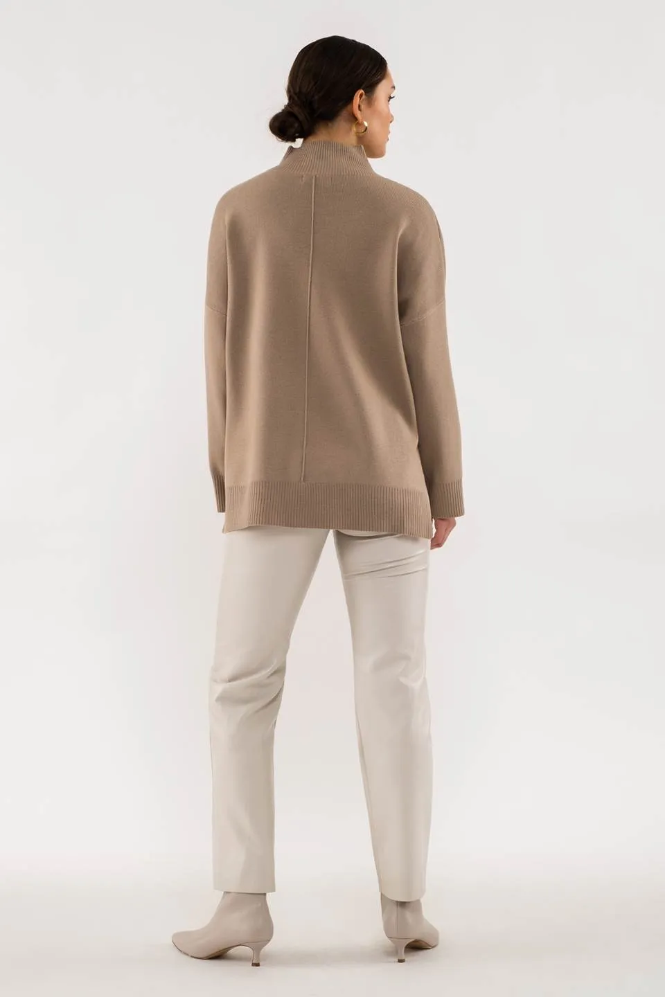 MOCK NECK FRONT SEAM PULLOVER SWEATER