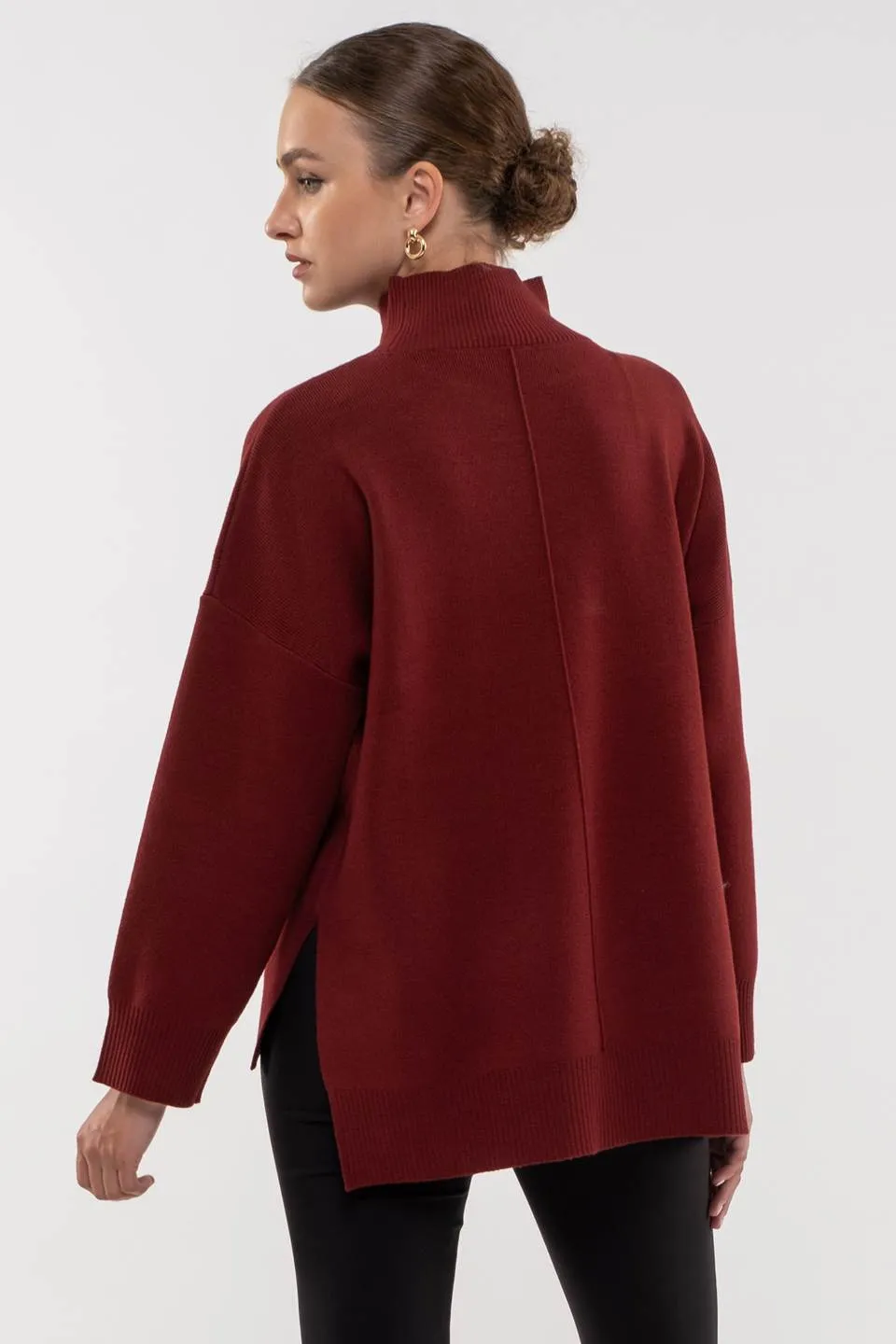 MOCK NECK FRONT SEAM PULLOVER SWEATER