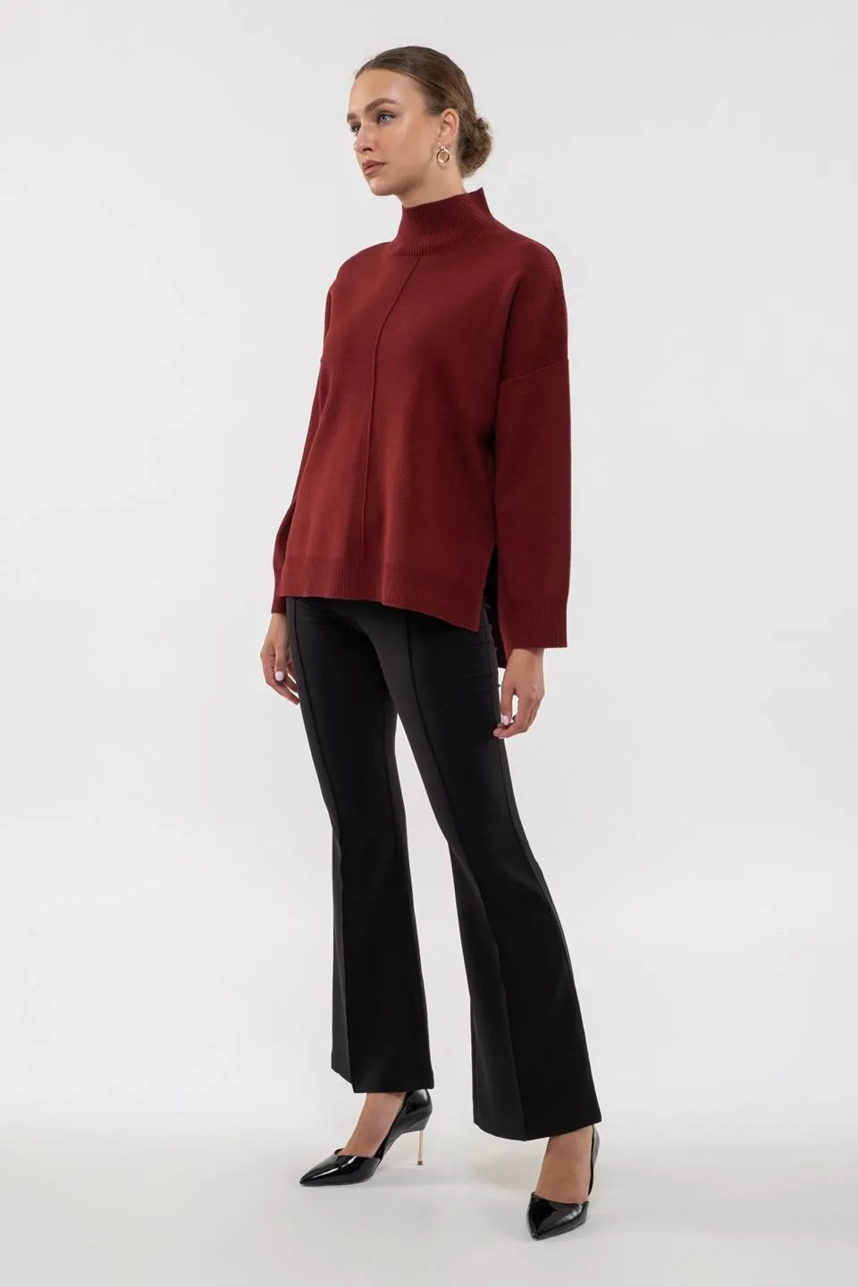 MOCK NECK FRONT SEAM PULLOVER SWEATER