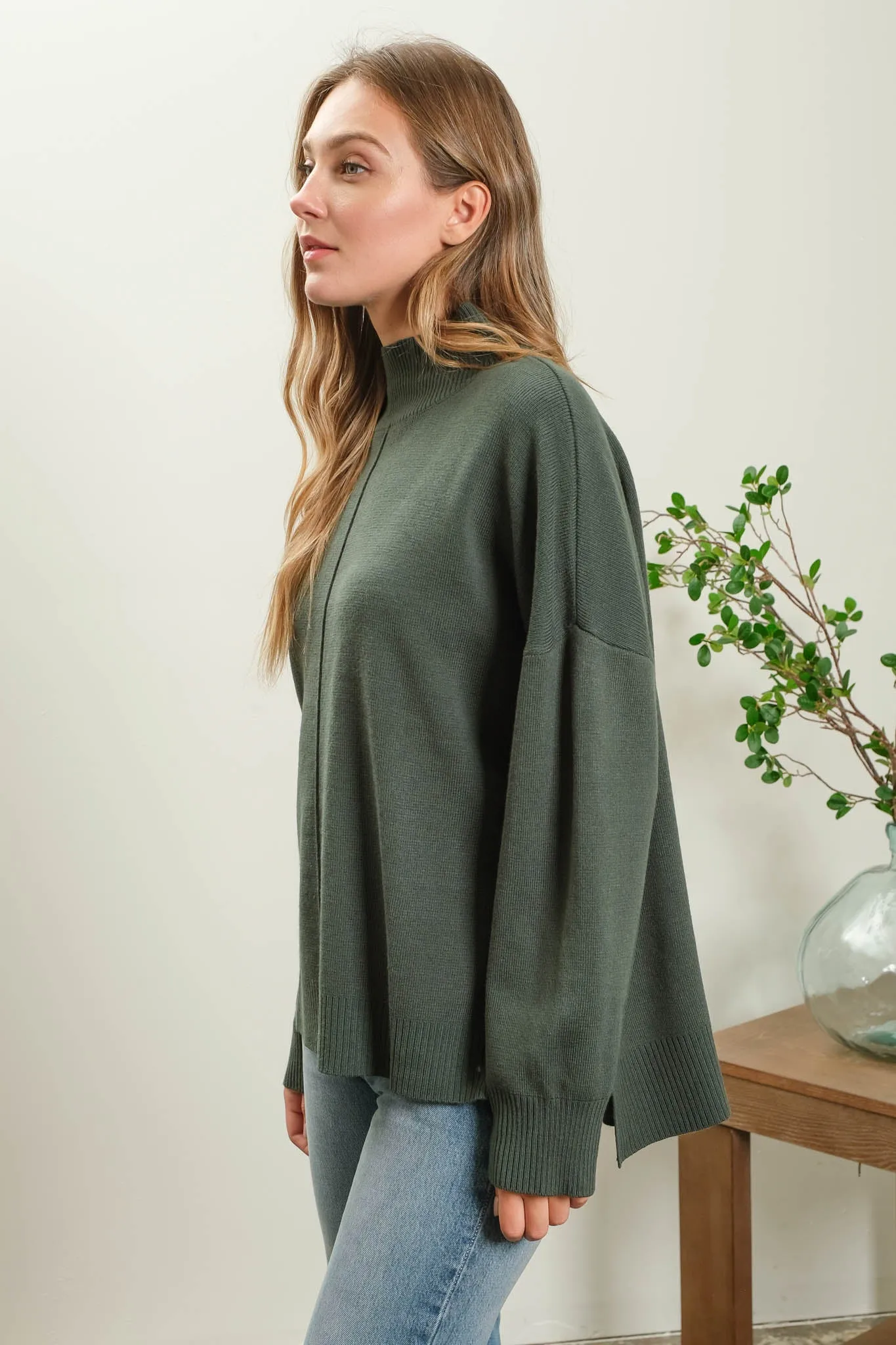 MOCK NECK FRONT SEAM PULLOVER SWEATER