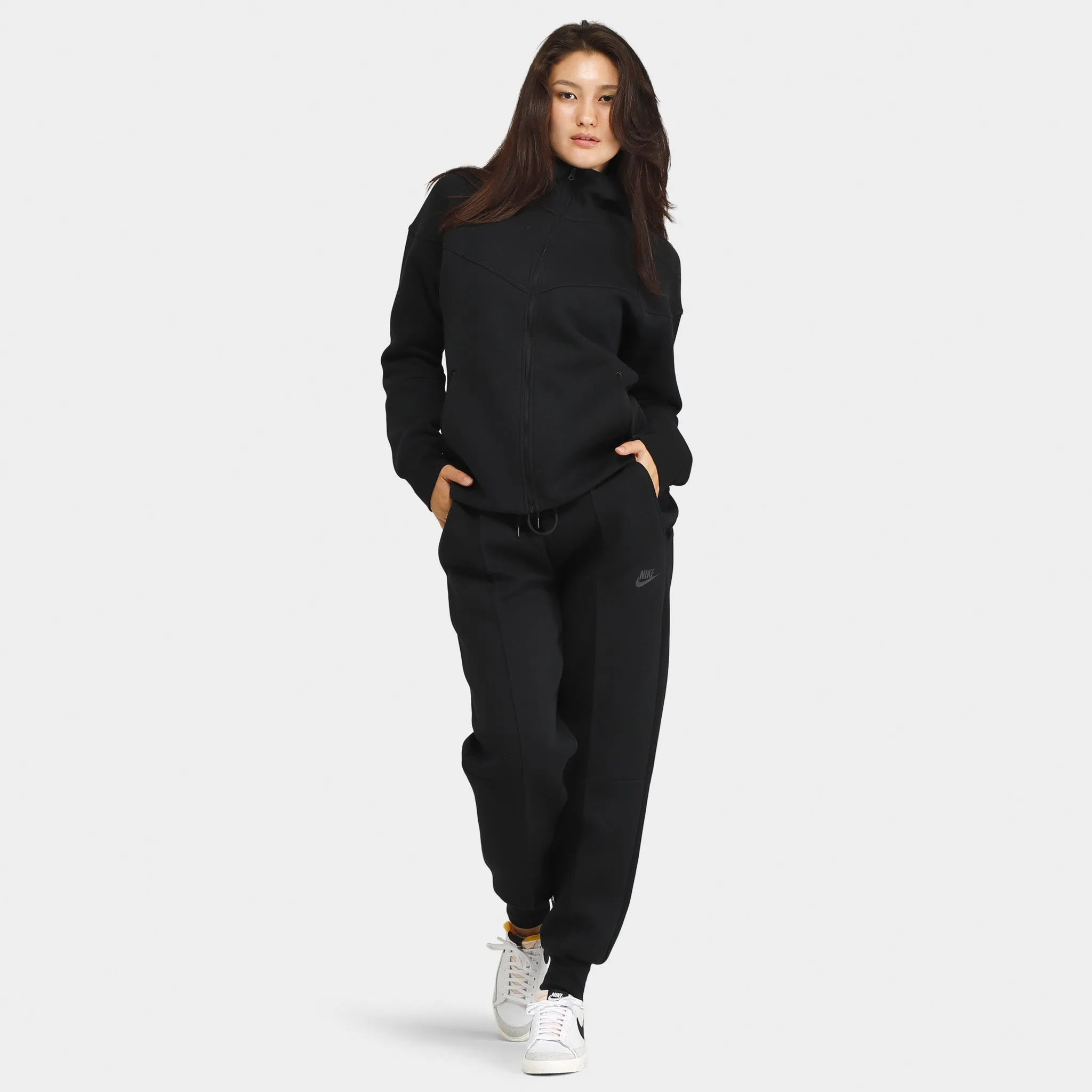 Nike Sportswear Women's Tech Fleece Mid-Rise Joggers / Black