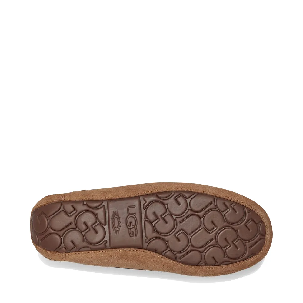 UGG Women's Dakota Moc Sheepskin Slipper in Chestnut